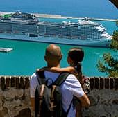 El sector de los cruceros se reivindica ante el nuevo intento de limitación de Colau