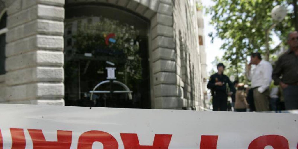 Hacienda ignora compensación por pérdidas de los afectados de Fórum Filatélico en los avisos de la declaración de la renta