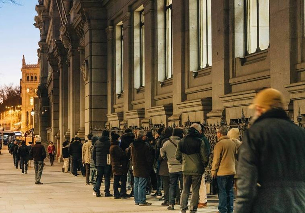 Colas en el Banco de España en febrero para comprar letras del Tesoro