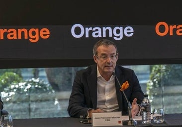 Bruselas ve problemas de competencia en la fusión de Orange y MásMóvil: teme «grandes subidas de precios» para los clientes