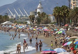 Un verano de precios récord: habitaciones de hotel, apartamentos y billetes de avión se disparan