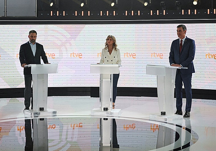 Abascal, Díaz y Sánchez, en el reciente debate