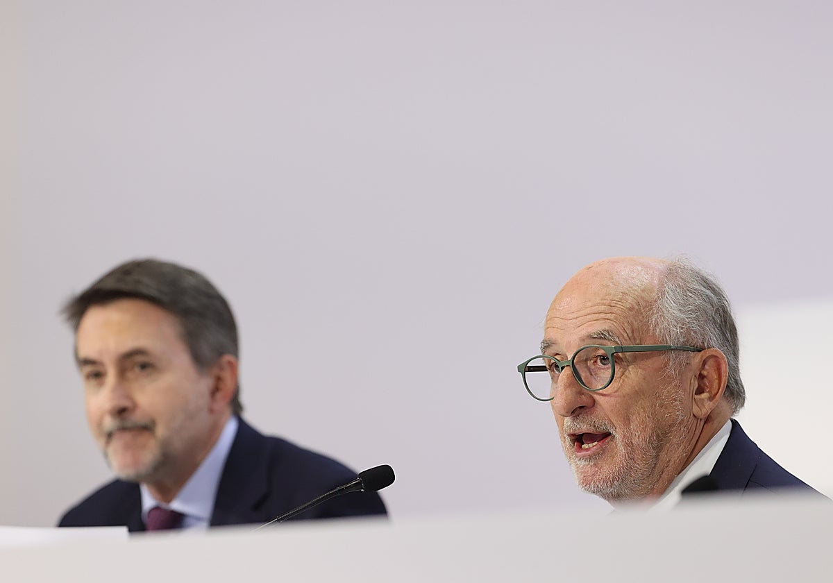 Imaz y Brufau, en la reciente junta de accionistas