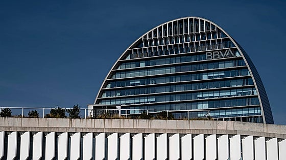 BBVA ganó un 31,1% más en el primer semestre hasta los 3.878 millones y anuncia otra recompra de acciones
