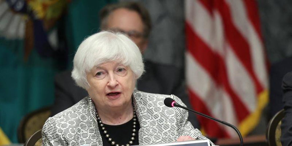 Fitch rebaja la calificación de la deuda de EE.UU. y le retira la máxima nota Fitch rebaja la calificación de la deuda de EE.UU. y le retira la máxima nota
