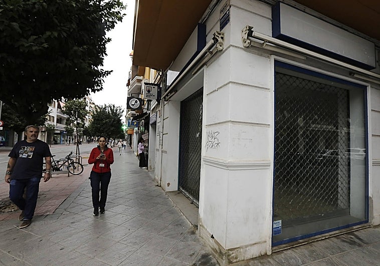 Un negocio cerrado en Sevilla