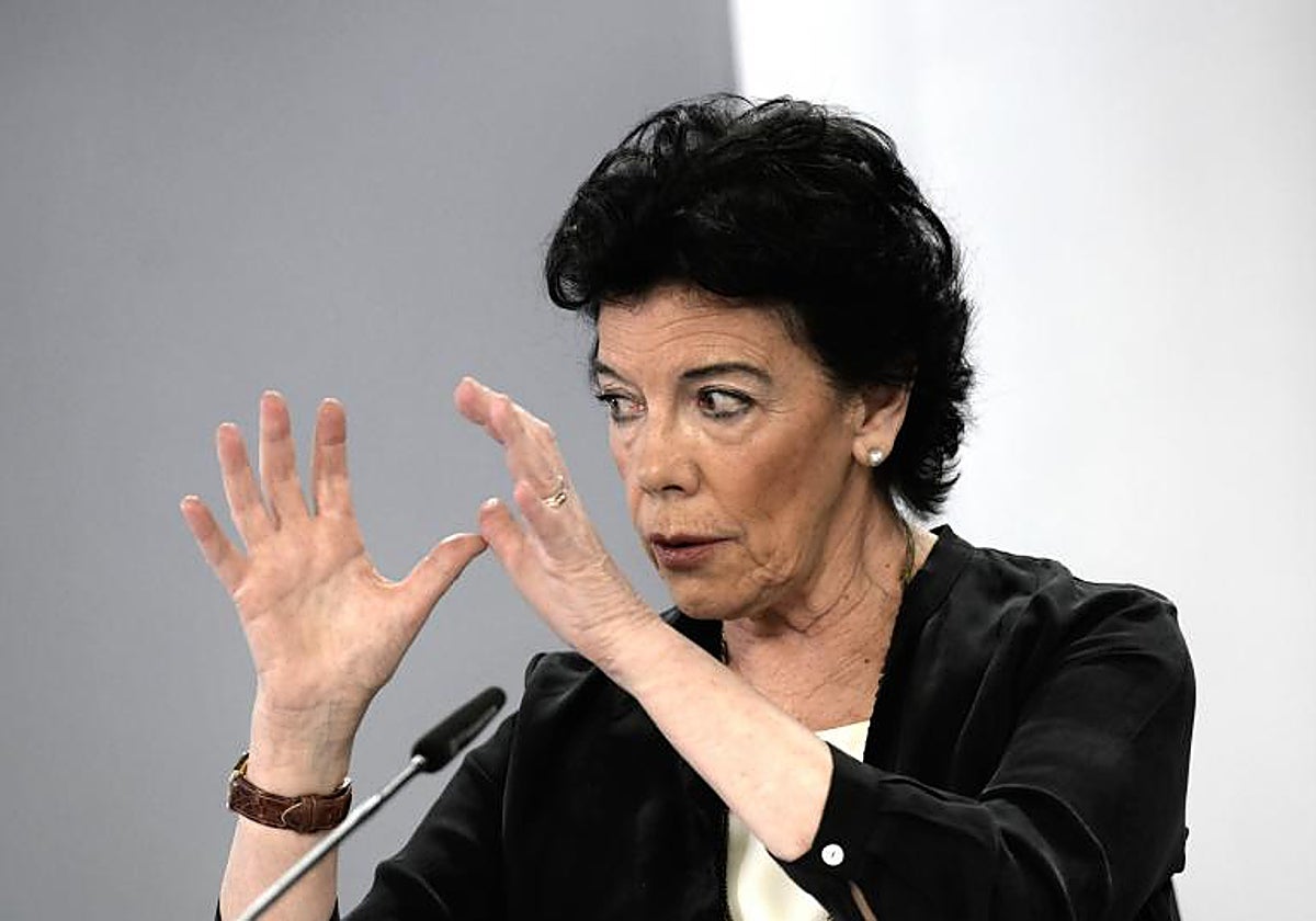 La embajadora de España en El Vaticano, Isabel Celaá