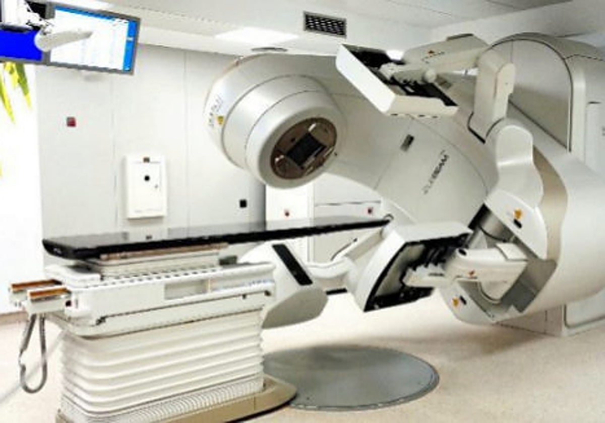 Aparato contra el cáncer donado por Amancio Ortega