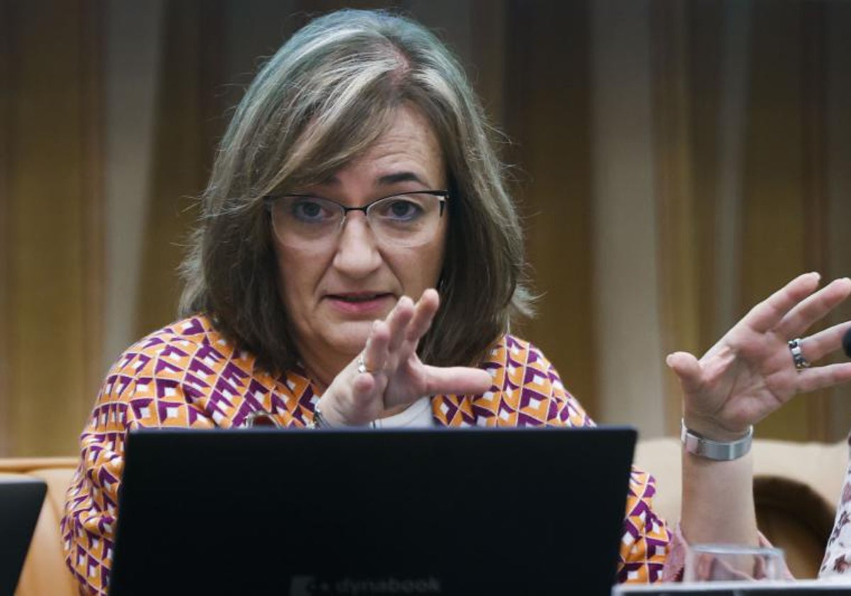 La presidenta de la Autoridad Fiscal, Cristina Herrero