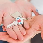 La casa prefabricada por menos de 15.000 euros que tiene dos habitaciones y porche