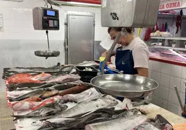 Rebajar el IVA a carne y pescado duplicaría el ahorro de los hogares españoles