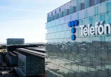 Telefónica España cita a los sindicatos el lunes para exponerles las condiciones de los tres ERE