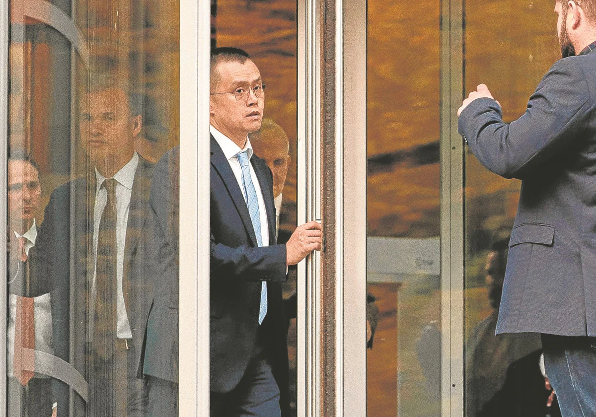 Changpeng Zhao ha aceptado pagar 4.368 millones de dólares (unos 4.000 millones de euros) para evitar la cárcel tras las acusaciones de fraude y blanqueo del Departamento de Justicia del Gobierno de Estados Unidos