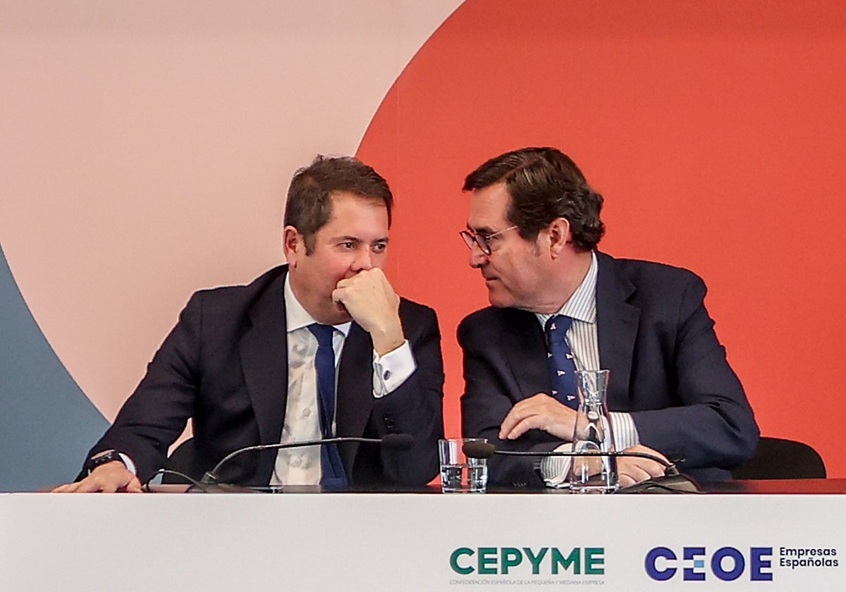El presidente de Cepyme, Gerardo Cuerva, y el presidente de la CEOE, Antonio Garamendi