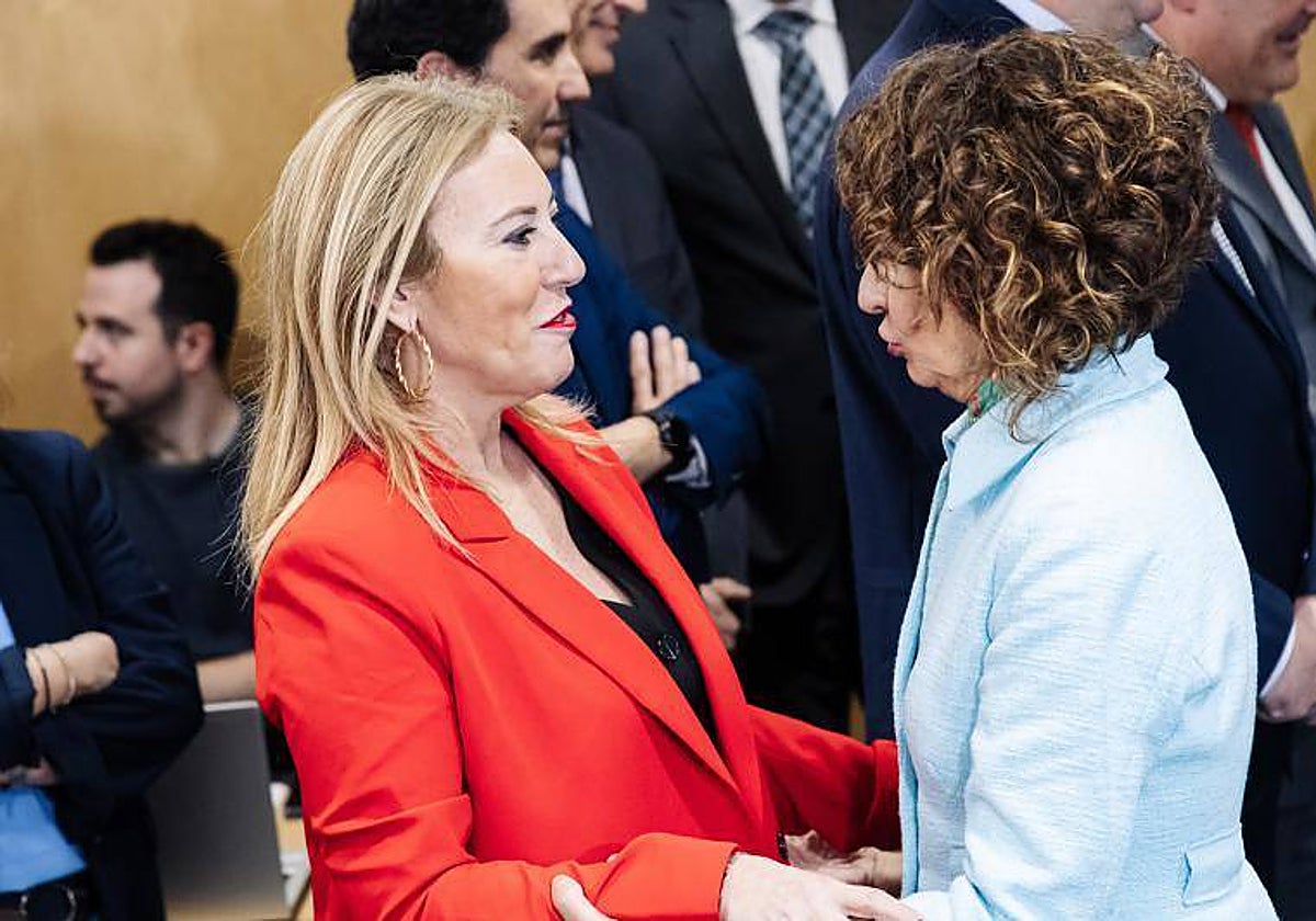 La ministra Montero con la consejera andaluza, Carolina España