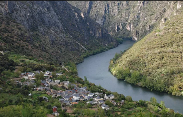 Lugares que regalan casas, ceden terrenos o te pagan el alquiler por vivir allí