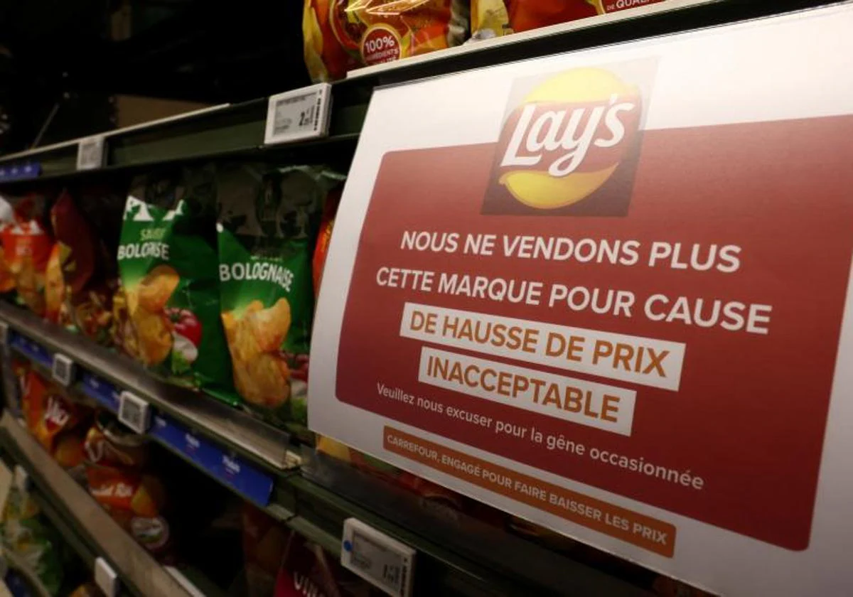 Cartel de advertencia que se puede ver ya en los supermercados Carrefour de Francia