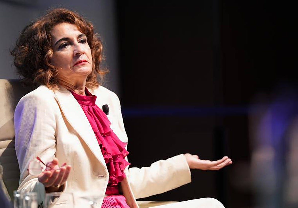 La vicepresidenta primera y ministra de Hacienda, María Jesús Montero