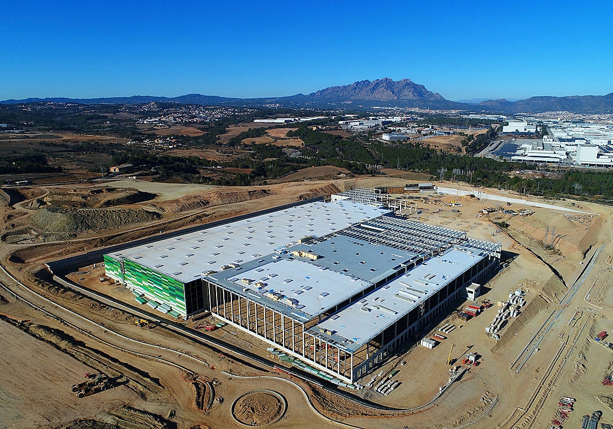 El futuro centro en Martorell, en construcción