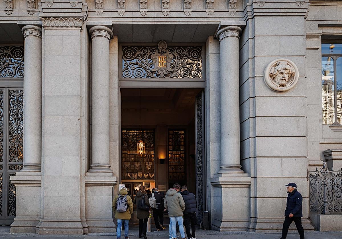 Este martes el Tesoro Público subasta letras a 3 y 12 meses