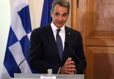 Los agricultores griegos plantan cara a la política económica de Mitsotakis y convocan una gran tractorada en Atenas