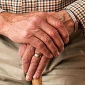 Cuándo se cobran las pensiones en febrero: la fecha en Caixabank, Santander, ING y BBVA