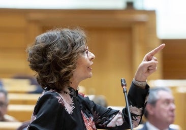 Montero coloca bajo su control directo el área de fondos europeos tras el goteo de fugas de altos cargos