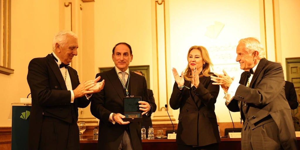 González de Lara Endülüs Sosyal ve Çevre Bilimleri Akademisine girdi