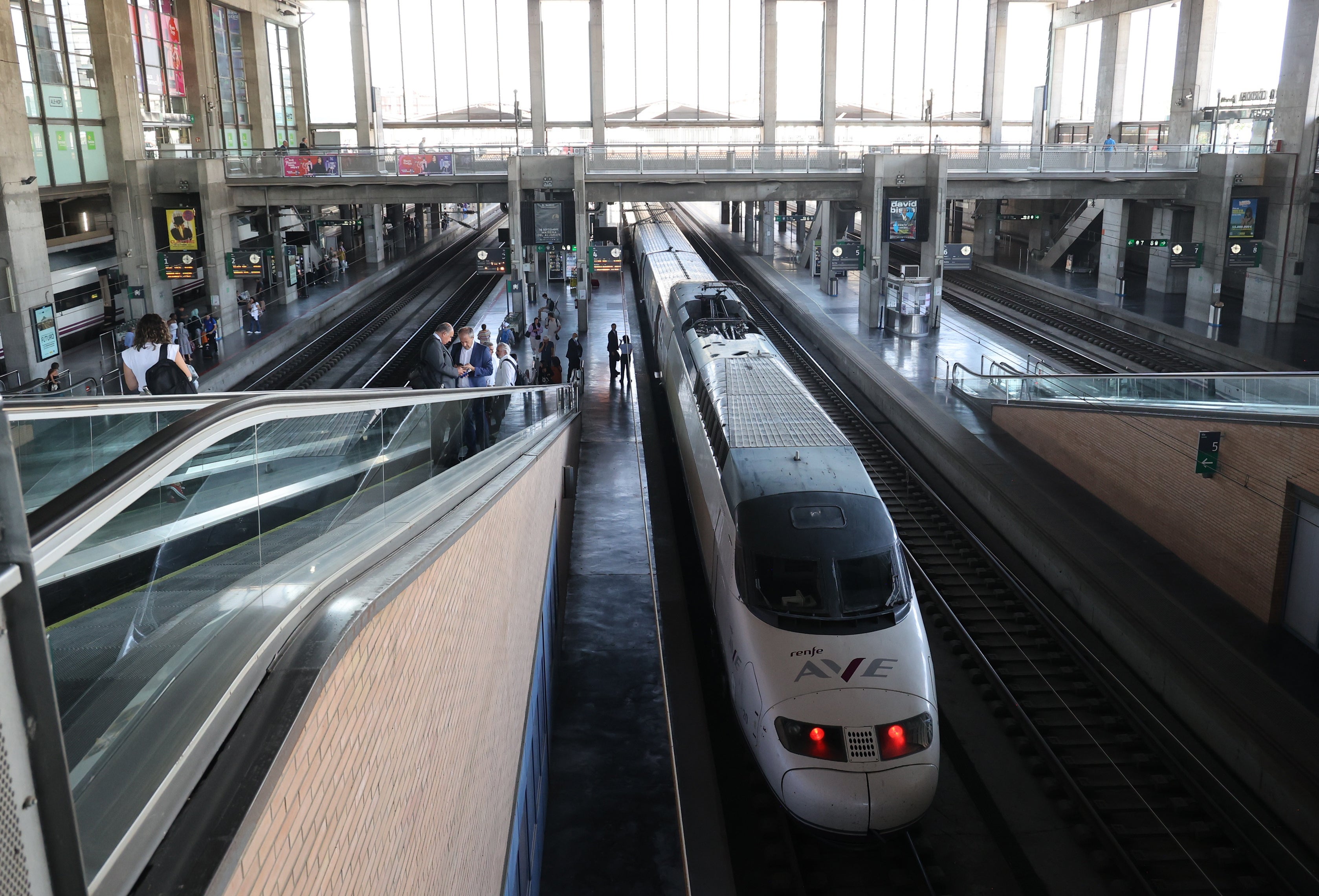 Renfe lanza una oferta de empleo público para incorporar a 650 trabajadores