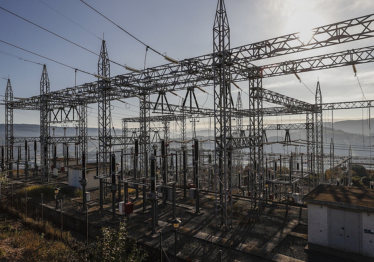 El coste de los suministros básicos del hogar se dispara tras la retirada del IVA reducido y vuelve a tensar el IPC hasta el 3,2%