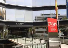 La CNMV lanza una «alerta urgente» por intentos de suplantación de su identidad por parte de MetaQuotes.net y Nacional Trade