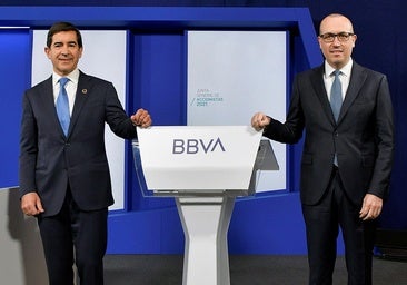 La operación BBVA-Sabadell hace saltar las alarmas en Europa por la concentración en Cataluña