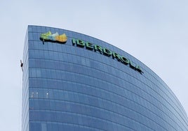 Iberdrola alcanza un acuerdo para tomar el 100% de Avangrid por 2.348 millones