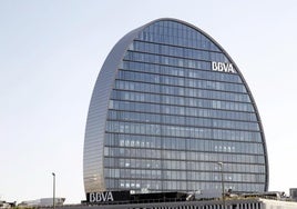 Anticorrupción pide mandar a juicio al BBVA por el caso Villarejo en plena OPA al Sabadell