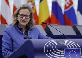 Calviño anuncia una primera inversión de 350 millones en el megafondo español para 'startups'