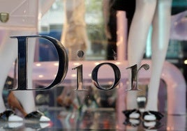 Italia investiga a Armani y Dior por las condiciones laborales de proveedores