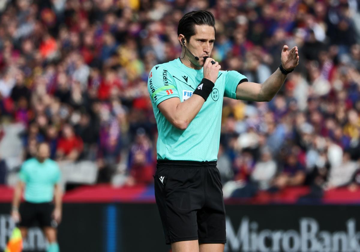 Cuándo dinero gana un árbitro de fútbol