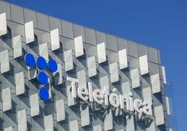 STC, con su inversión a medias en Telefónica un año después de iniciar la revolución accionarial