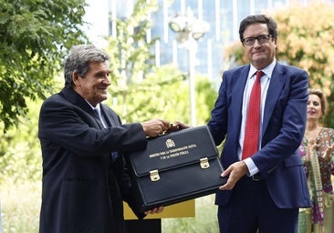 Los funcionarios de élite aprovechan la salida de Escrivá para tratar de tumbar su reforma de las oposiciones