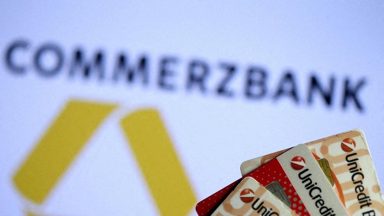 Unicredit eleva hasta el 20,5% su participación en Commerzbank pese a las reticencias del Gobierno germano