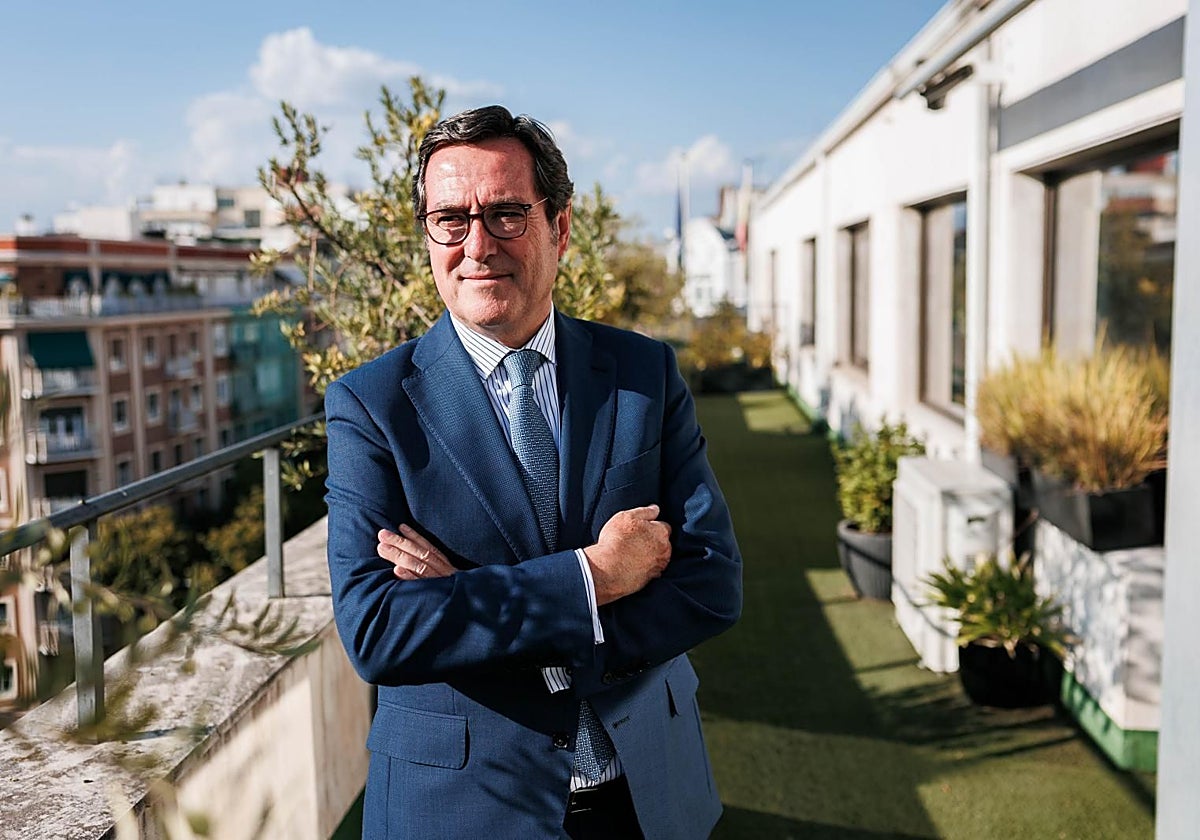 El presidente de CEOE, Antonio Garamendi