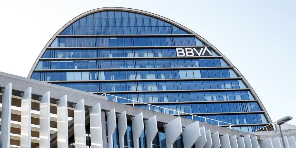 BBVA is adjusting the consideration offered in its takeover bid for Sabadell to take into account the payment of dividends.