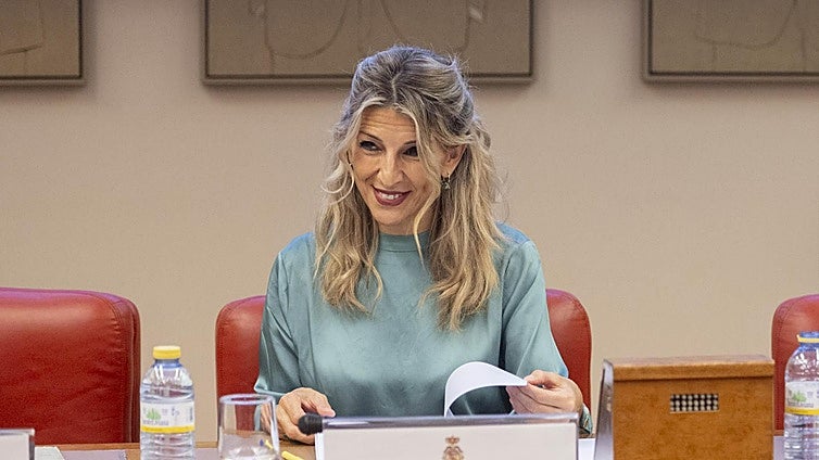 Una reforma legal de Yolanda Díaz obligará a pagar más impuestos a unos 100.000 parados