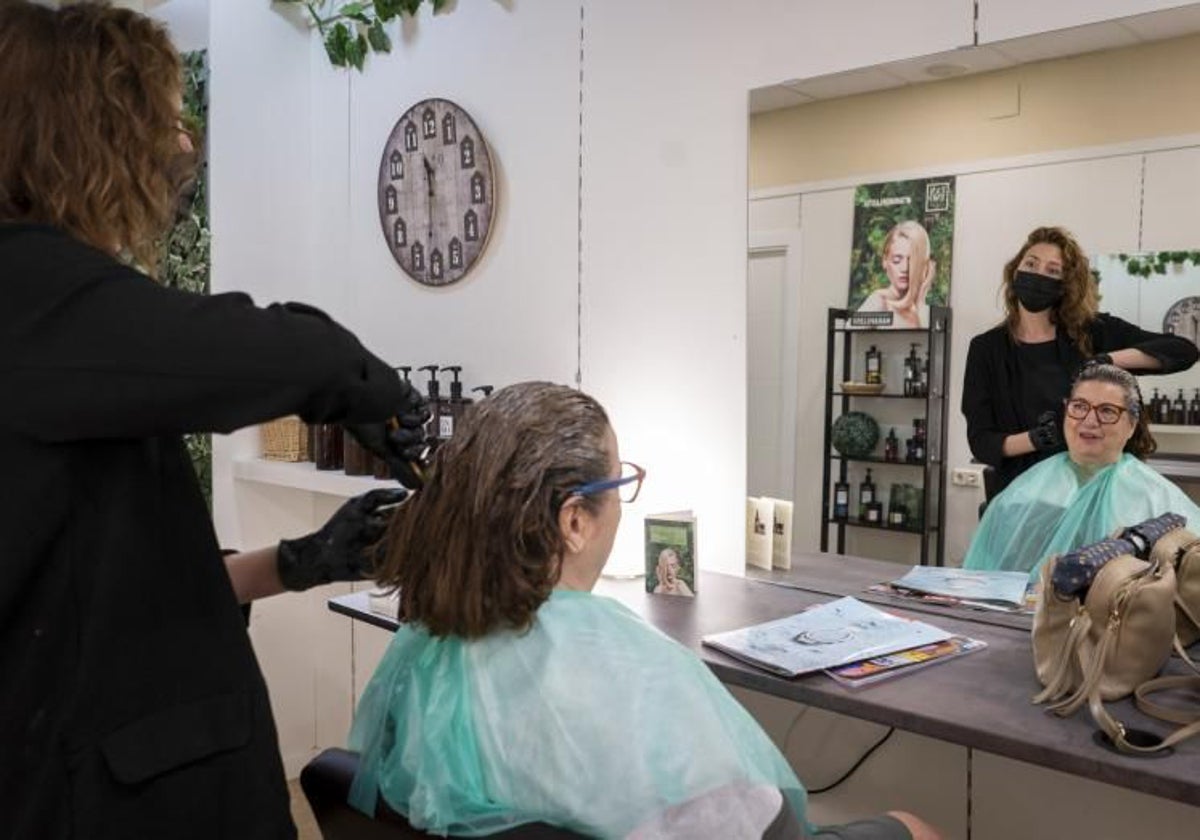 Las peluquerías tributan al 21%