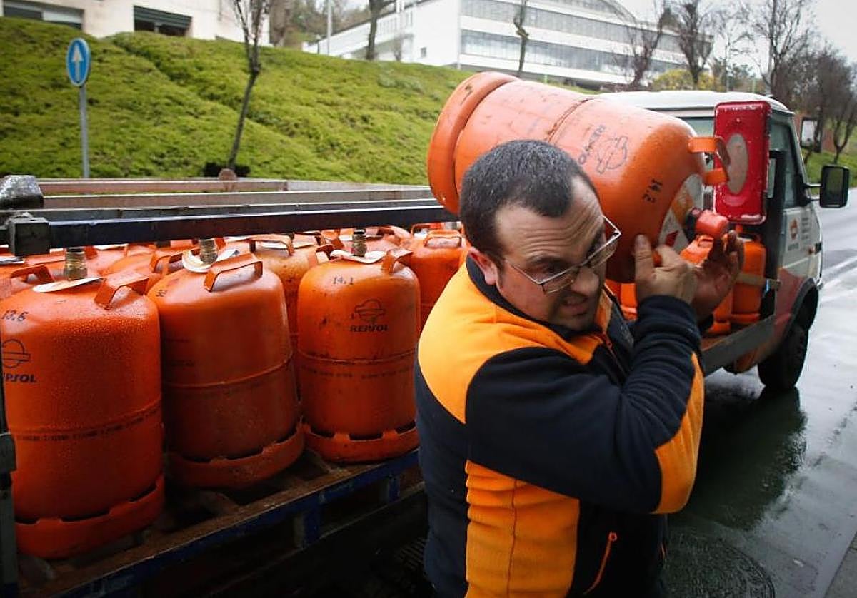 El cese del reparto de butano a domicilio en España: los motivos y hasta cuándo