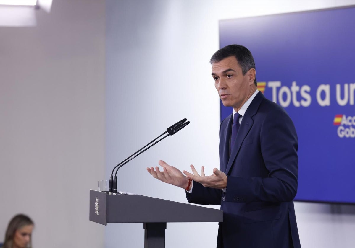 El presidente comparece en rueda de prensa