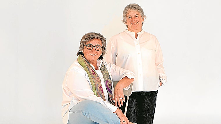 Las emprendedoras Elena Yorda y Elena Fuenmayor, con amplia experiencia en el sector fintech, están detrás de Rikki, un anillo inteligente 'made in Spain' que permite realizar pagos