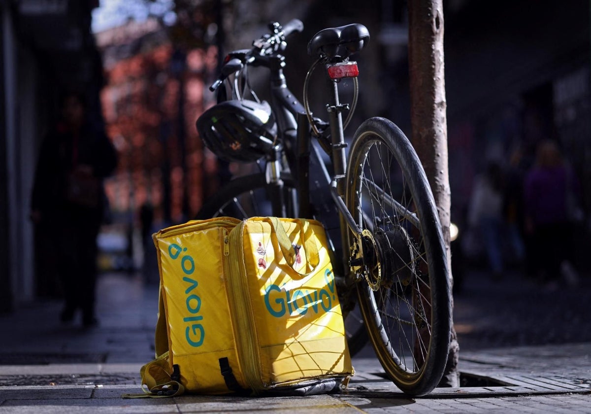 Glovo anunció ayer que abandona el modelo de los falsos autónomos