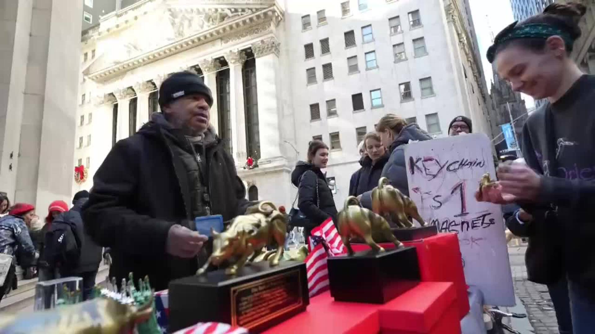 Wall Street cierra el último día del año en rojo y el Dow Jones baja un ...