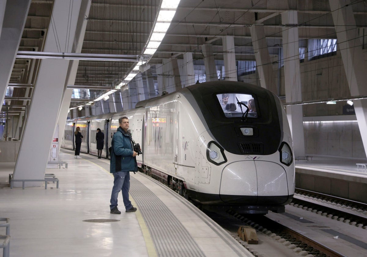 Vista del primer AVE Vigo-Madrid, en mayo de 2024